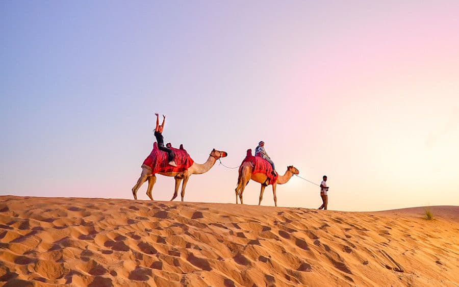 Imagem 1 de Dubai & Abu Dhabi